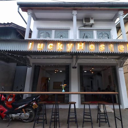 Lucky Hostel Luang Prabang Exterior photo